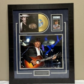 George Strait PSA/DNA Authenticated Autograph item