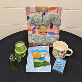 18 - Cozy Gift Basket item