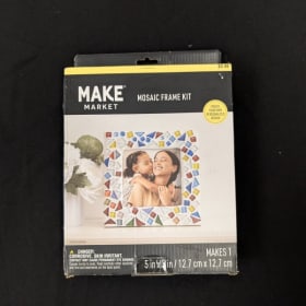 20 - Mosaic Photo Frame Kit item
