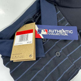 New York Yankees Women’s Apparel Bundle item