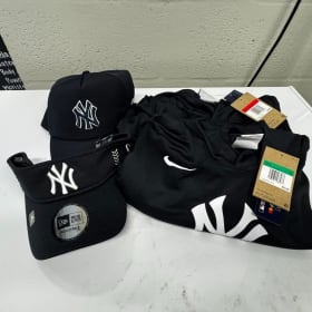 New York Yankees Men’s Size L Apparel & Headwear Bundle (#2) item