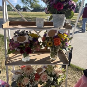 Regular Fresh Flower Bouquet item