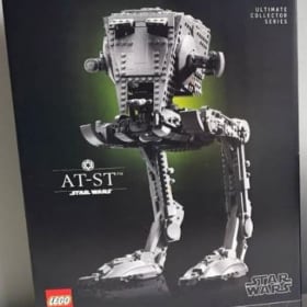 Star Wars Collector Lego Sets x 2 item