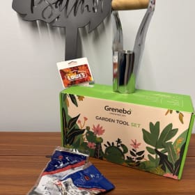 Gardening set item