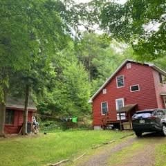 Adirondack Vacation and Stay item