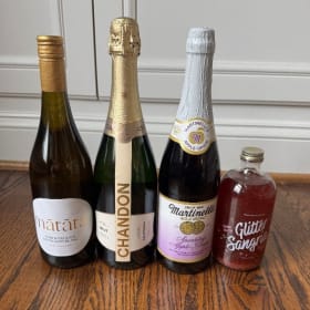 20) The Ultimate Puzzle, Wine & Cocktail Night Kit item