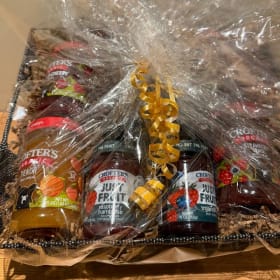 Crofter's Gift Basket item