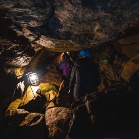 Expérience Caverne & Multimédia pour 4 au Trou de la Fée item