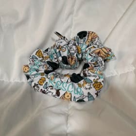 Adopt - Scrunchy item