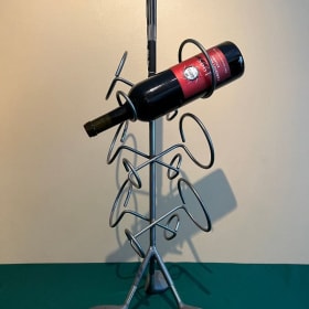 Golf Club Wine Bottle Holder item
