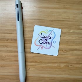 Photo of 2X2 LNQ logo magnet 冰箱贴