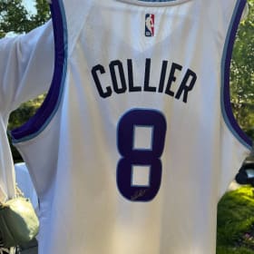 Jazz Collier Signed Jersey item