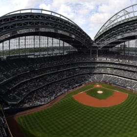 Milwaukee Brewers Deluxe Package item