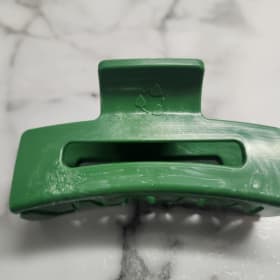 Grande pince verte sapin item