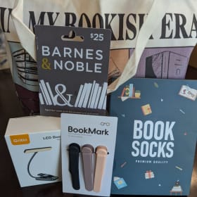Book Lovers item
