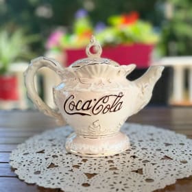 Authentic Coca-Cola Teapot item