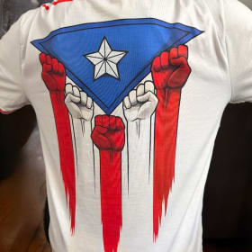T-Shirt item