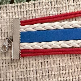 Bracelet item
