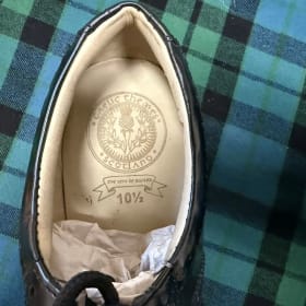 Men's Size 10.5 Ghillie Brogues - New item