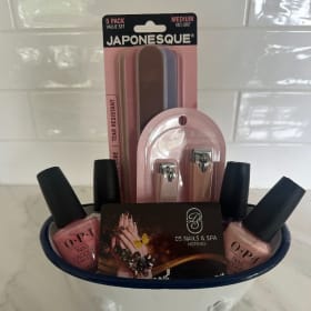 Manicure & Pedicure item