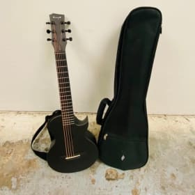 LOT ROCK 11 - Guitare ENYA ! item