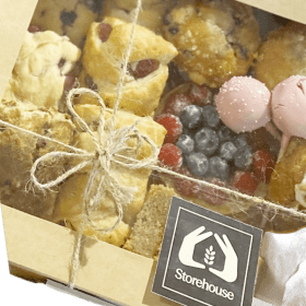 Storehouse Christmas Cookie Box (12 pcs) item