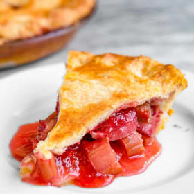 Strawberry Rhubarb Pie (9" pie) item
