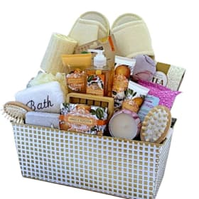 Luxury Spa Gift Basket - Bath & Body Set item