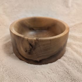 7.5" unknown wood bowl item