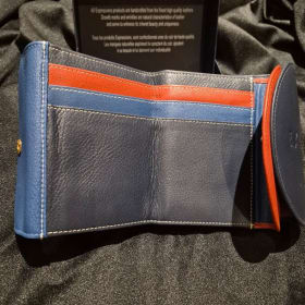 Ladies Leather wallet item