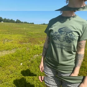 Small Shirts item