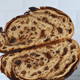 Cinnamon Raisin Sourdough 640 g loaf item
