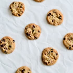 A dozen cookies item