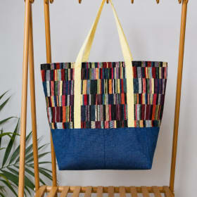 GranFanm Tote Bags - bleu item