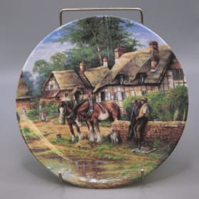 004 -Wedgwood China Plate - Lunch Break-Country Days series item