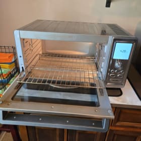 Cuisinart Chef's Convection Toaster Oven (Retails for $300) item