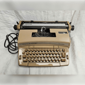 Smith Corona Coronet Super 12 Typewriter item
