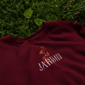 Crewneck item