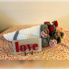Love & Roses Crocheted Bouquet Blanket item