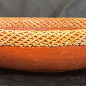 Elliptical Lombok pottery bowl item