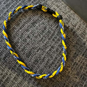 Necklace item