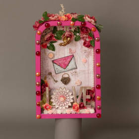 Sofia Dabalsa: Wrapped In Love item