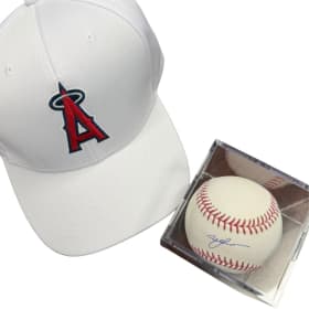 Yusei Kikuchi Autographed Baseball & Angels Cap item