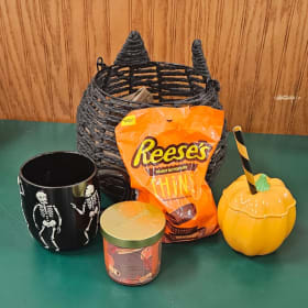 Black Cat Basket item