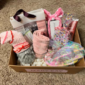 Mary Kay Beauty Box item