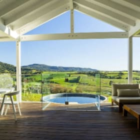 Luxury 3 night winery getaway in Gerringong item