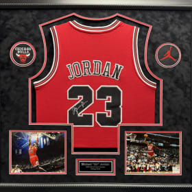 Michael Jordan Bulls Jersey item