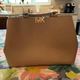 Michael Kors Handbag item