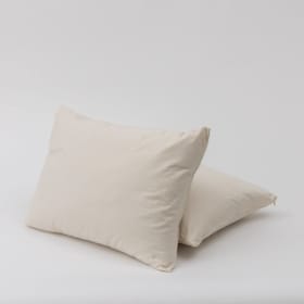 Wool-filled pillow from Jóia Sleep - Queen sized medium loft item