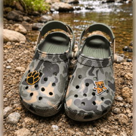Croc Charms (2pc) paw & cub item